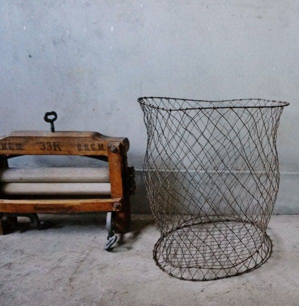 イギリス/アンティーク/ワイヤーバスケット