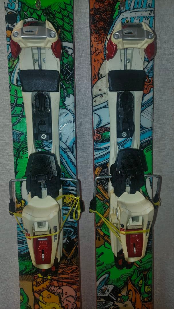 Völkl スキー 板 バインディング付き