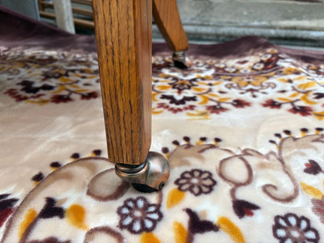 三越ブルージュ 花柄 アームチェア 椅子 キャスター付き