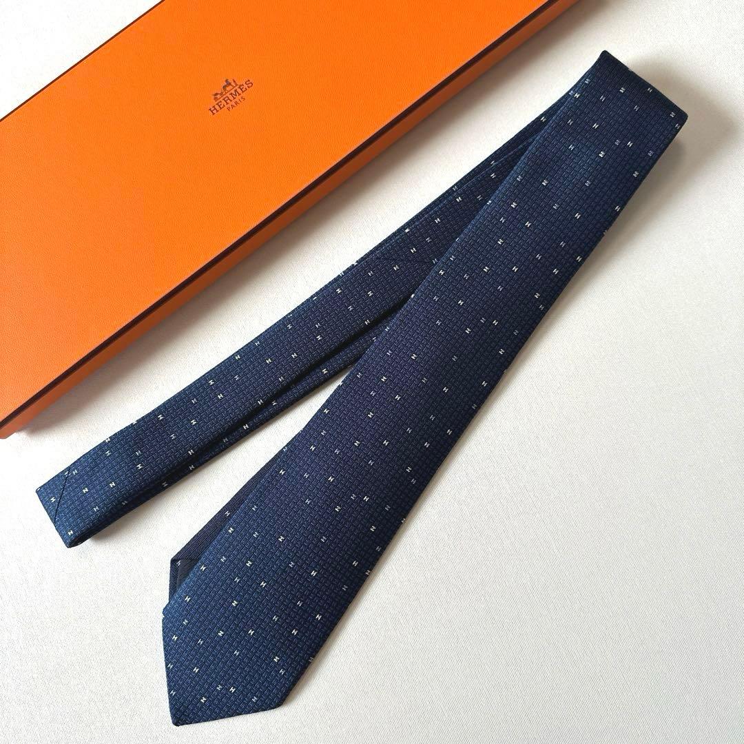 じゅりです。　　エルメス ネクタイ 《アーケードH》新品 未使用