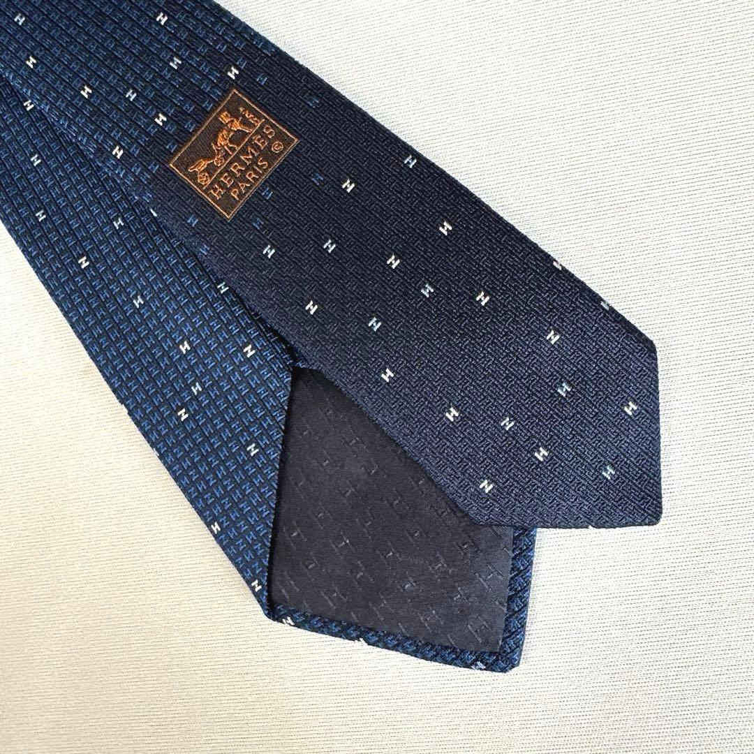 じゅりです。　　エルメス ネクタイ 《アーケードH》新品 未使用