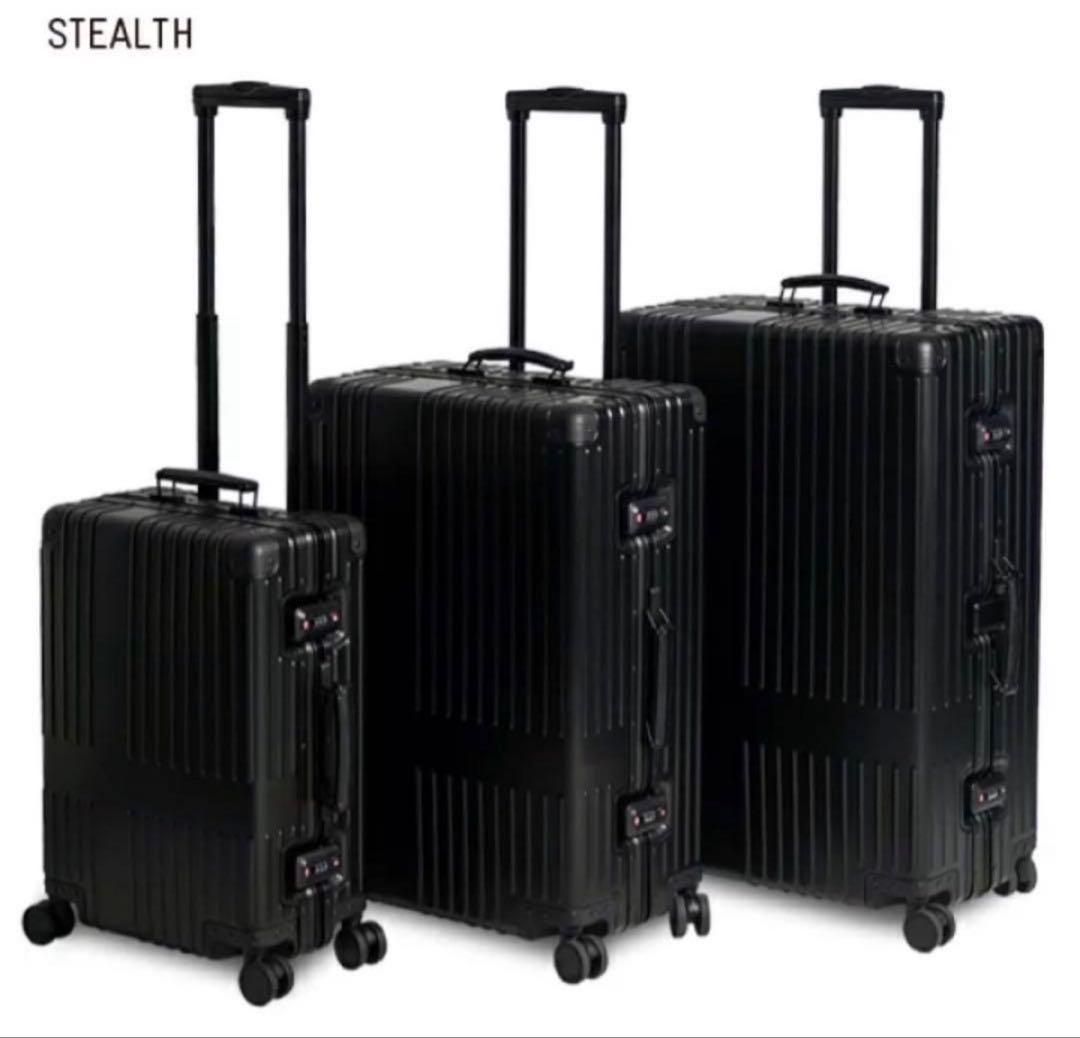 イノベーター 36L アルミスーツケース ステルス(黒） inv1811