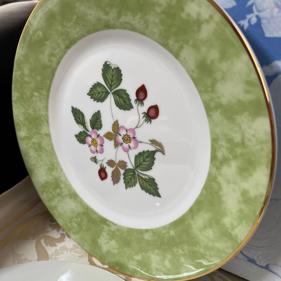 月末限定価格［新品］ワイルドストロベリー•フルリム　プレート5枚