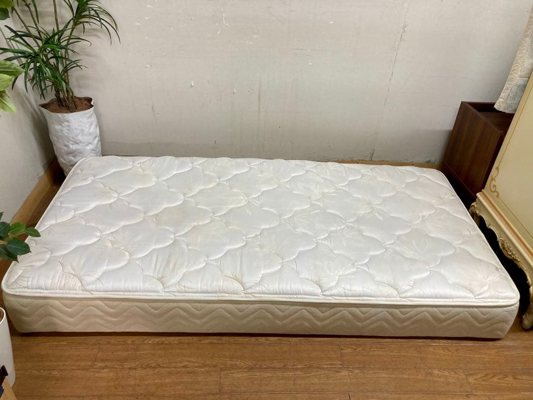 管162☆IDC☆大塚家具☆キングスダウン☆ロイヤルセレニティⅡ☆シングルマット