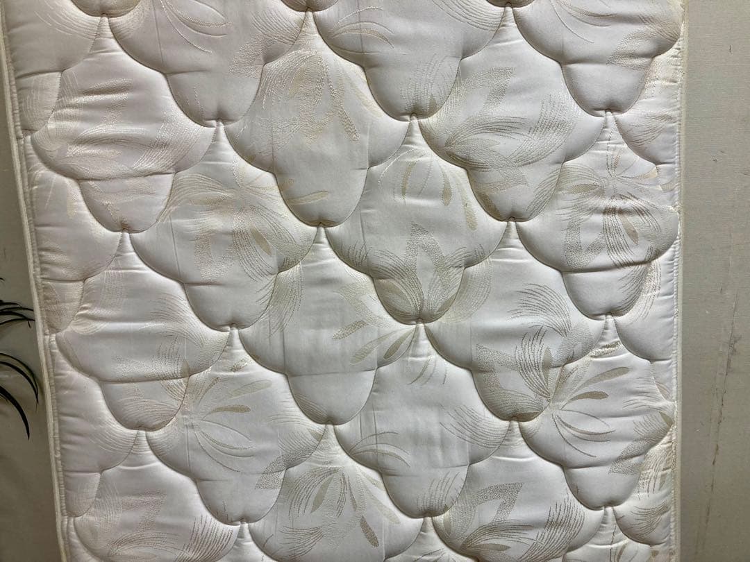 管162☆IDC☆大塚家具☆キングスダウン☆ロイヤルセレニティⅡ☆シングルマット