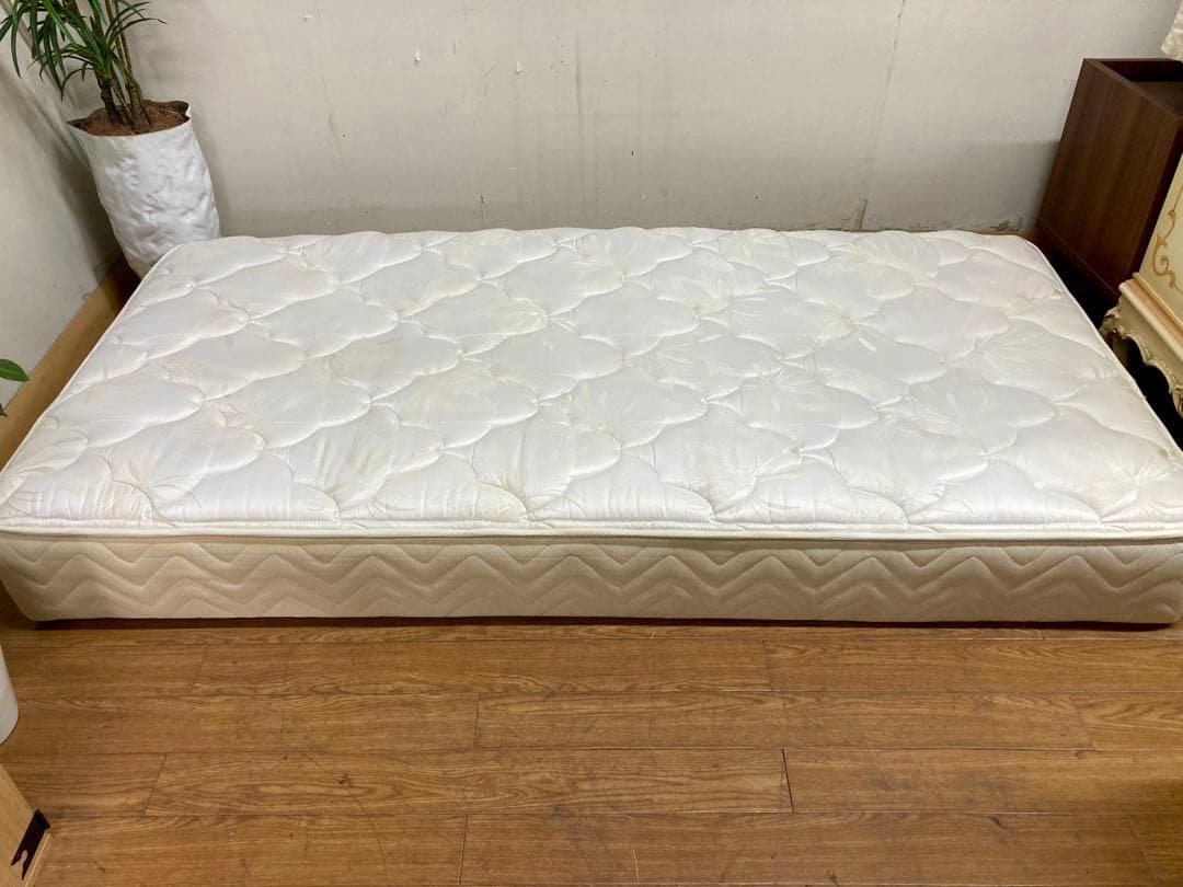 管162☆IDC☆大塚家具☆キングスダウン☆ロイヤルセレニティⅡ☆シングルマット