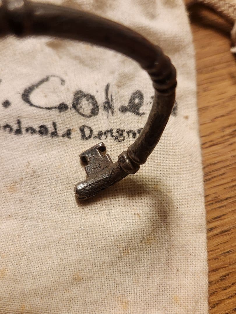 Mコーエン M.cohen key デザイン 鍵タイプ シルバー925 バングル