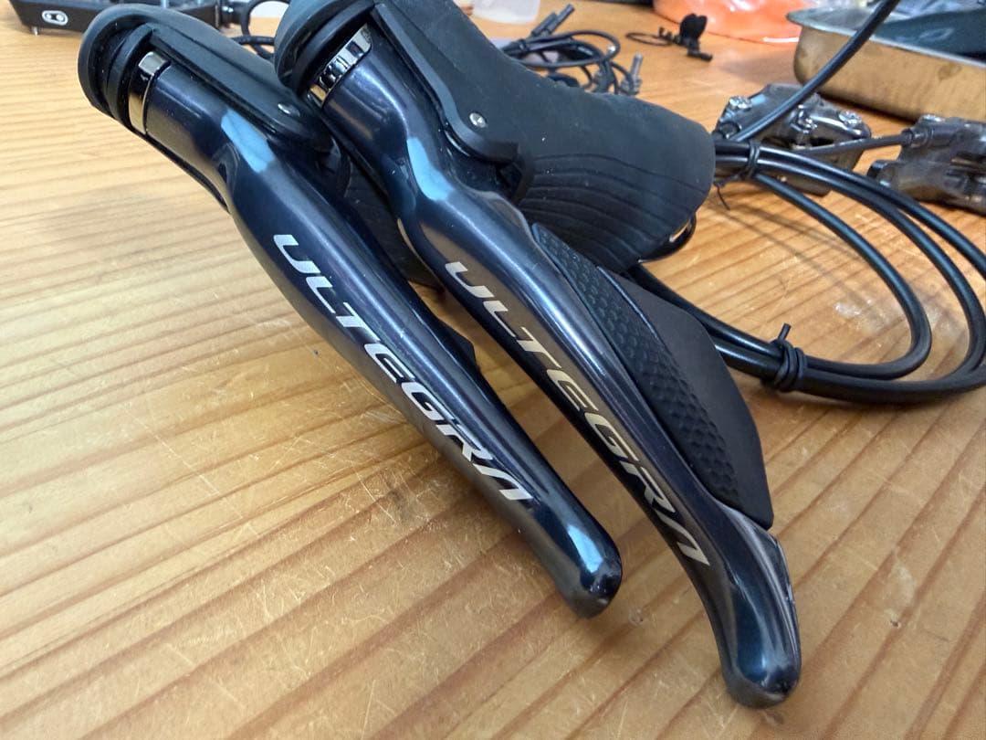 Shimano ULTEGRA BR-RS785 Di2セット