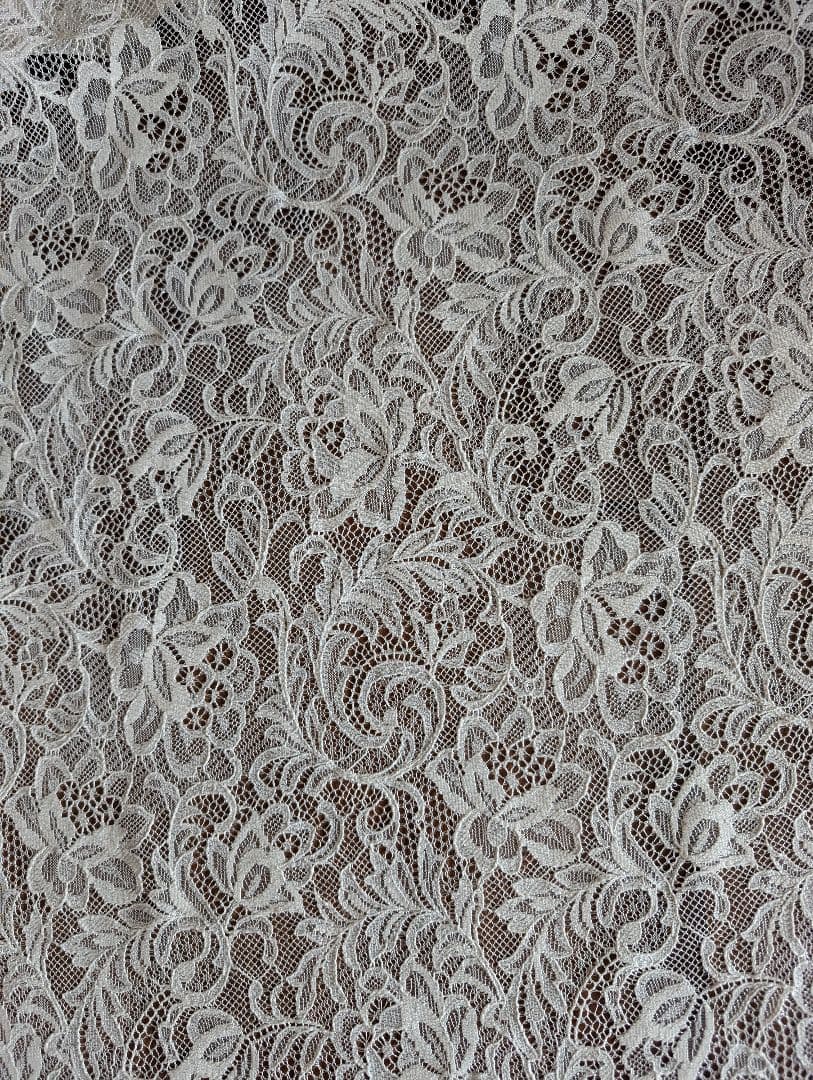 花柄　遮光カーテンとレースカーテンセット