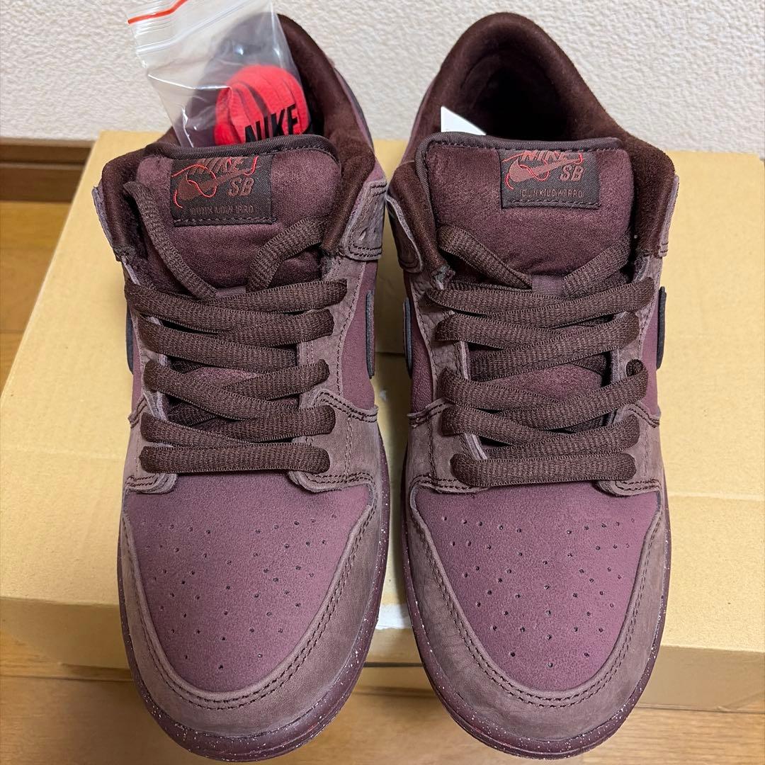 靴 NIKE SB DunkLow Pro PRM City of Love27.5