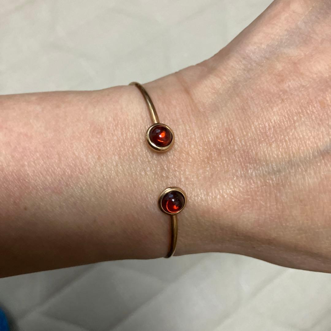 ひ*ん様 オープンバングル 赤い石18金