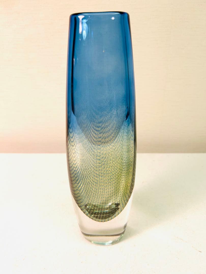 オレフォス クラーカ ガラス花瓶