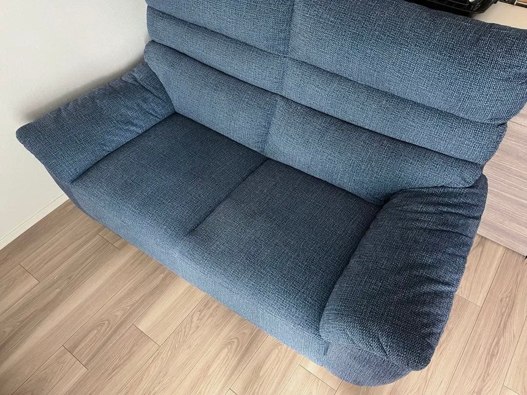 東京インテリア　二人掛けソファ