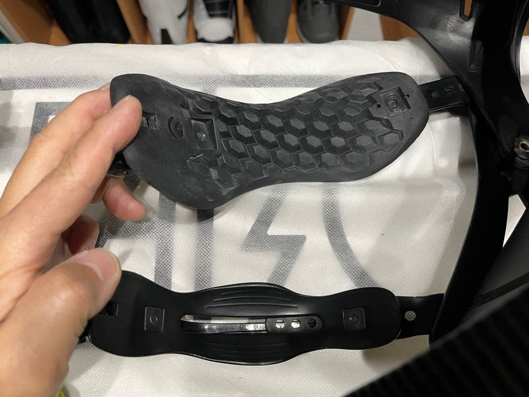 22-23 FLUX DS M size ハイバックローテーション5穴