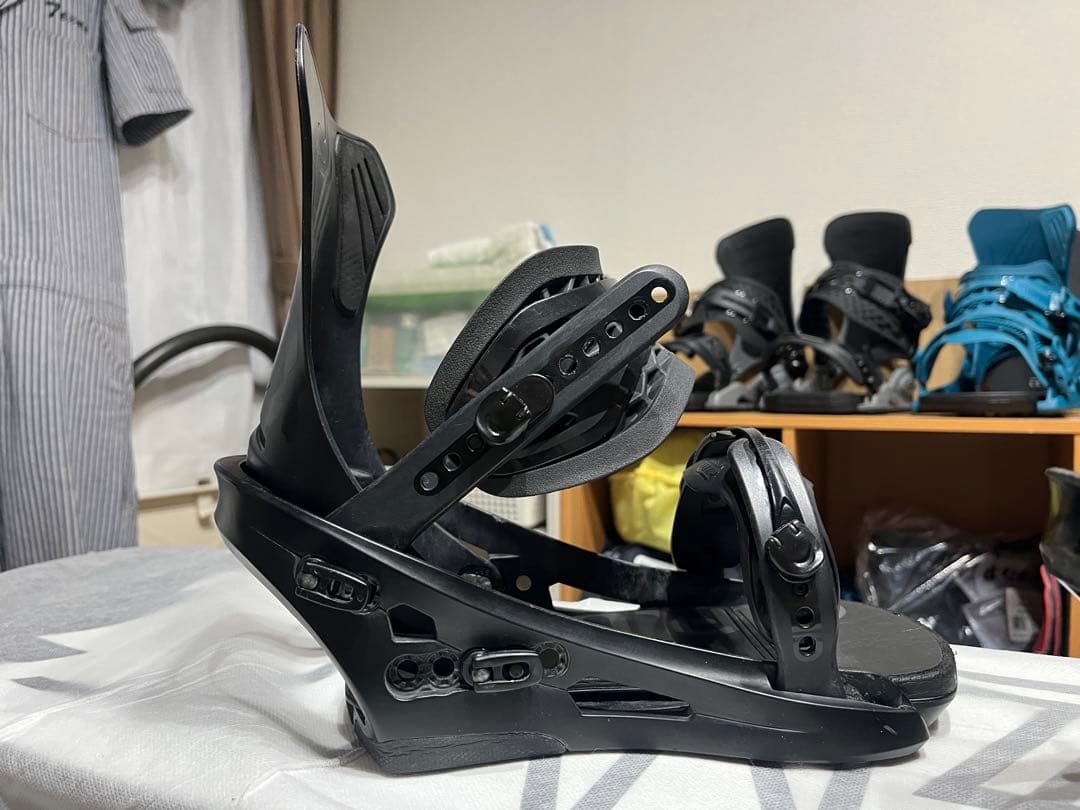 22-23 FLUX DS M size ハイバックローテーション5穴