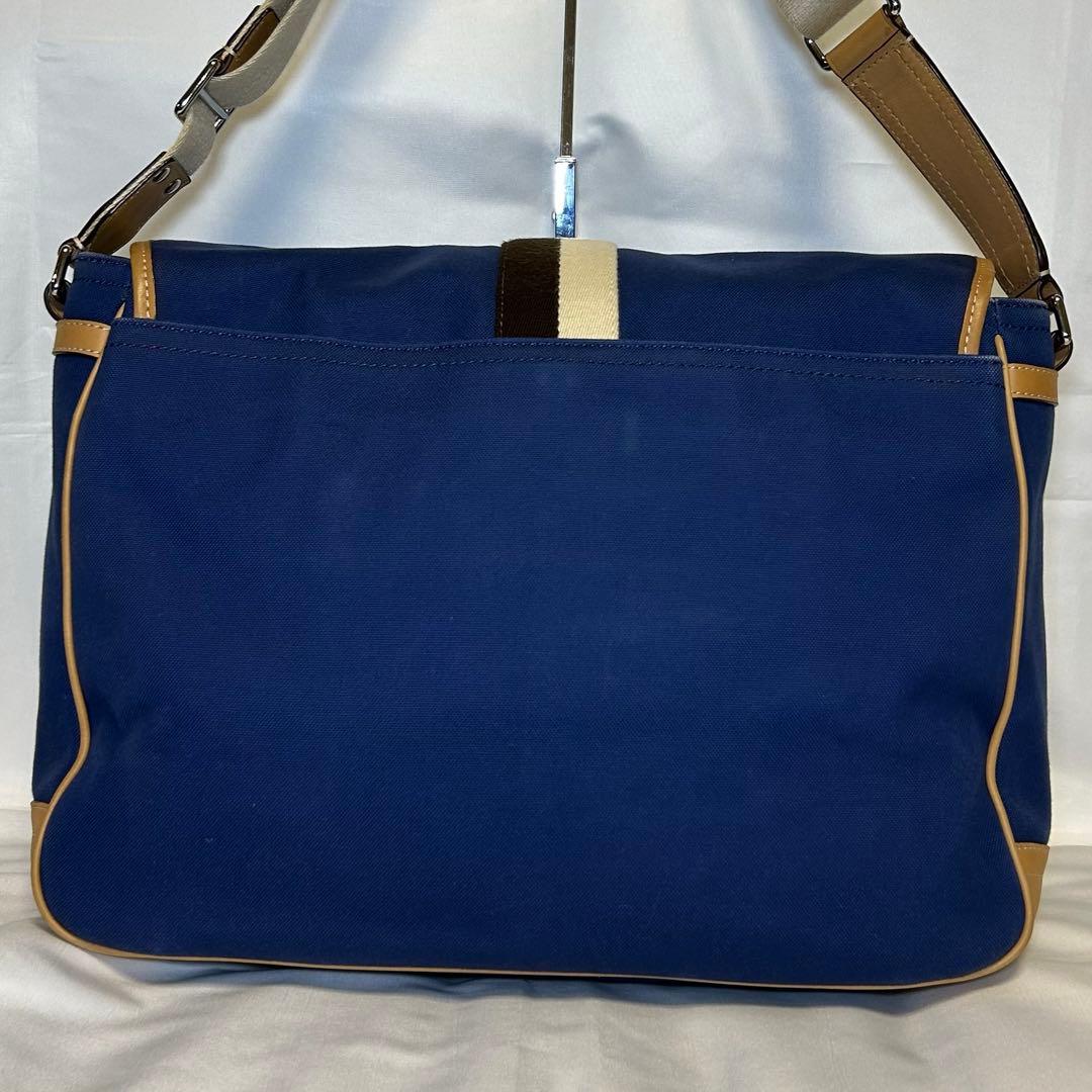 【希少・美品】COACH ボヤージュキャンバスメッセンジャーバッグ ショルダー