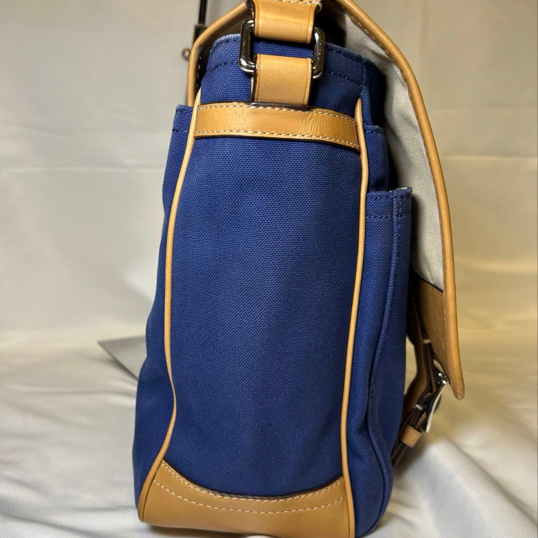 【希少・美品】COACH ボヤージュキャンバスメッセンジャーバッグ ショルダー