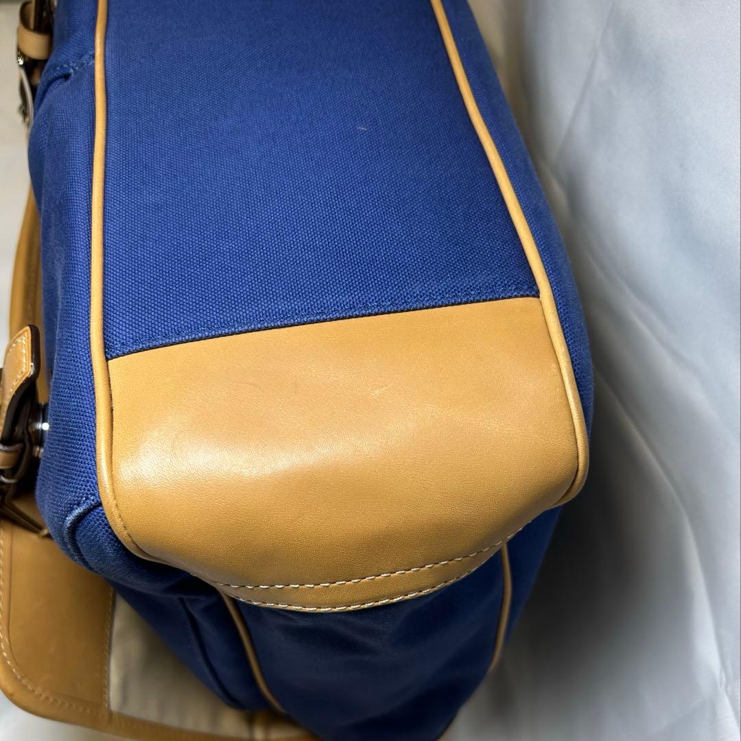 【希少・美品】COACH ボヤージュキャンバスメッセンジャーバッグ ショルダー