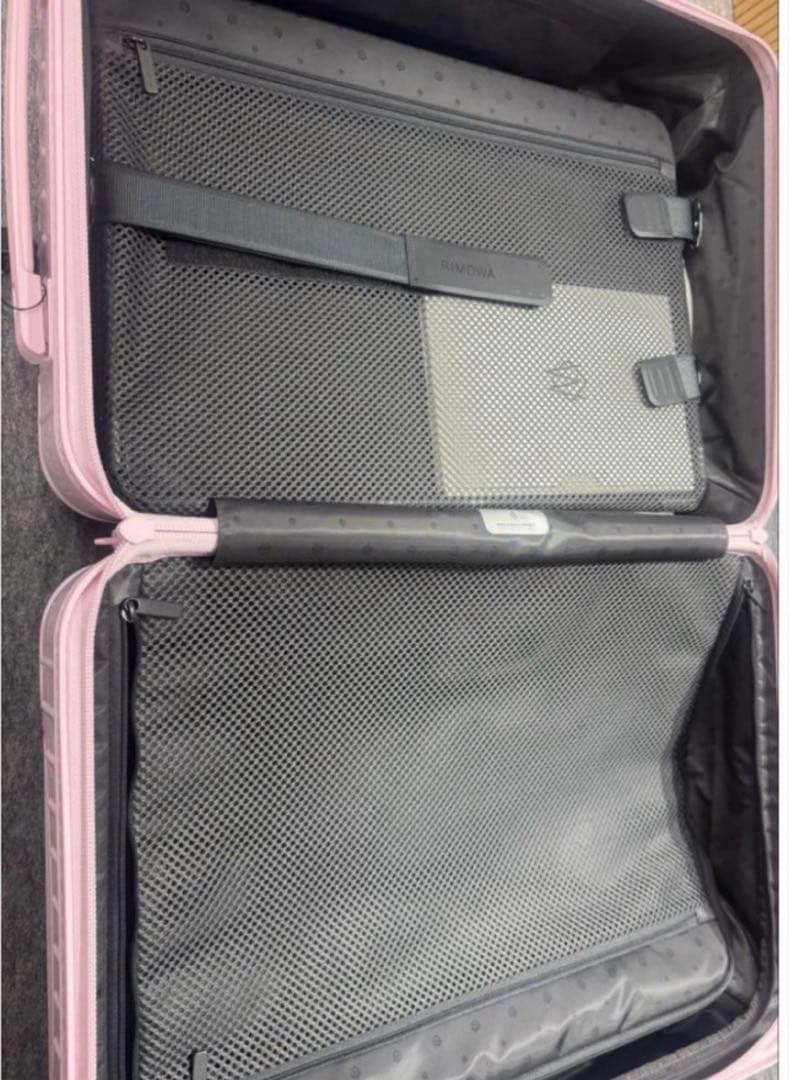 RIMOWA バレリーナピンク キャビンサイズ　機内持ち込み