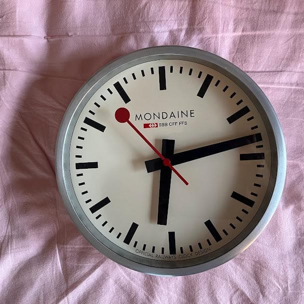 モンディーン MONDAINE 掛け時計 ウォールクロック 25cm