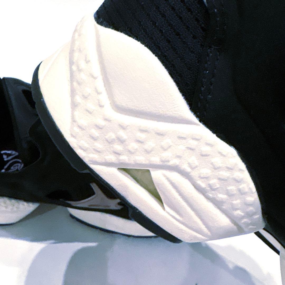 【新品】Reebok インスタポンプフューリー ブラック ベージュOG 29cm