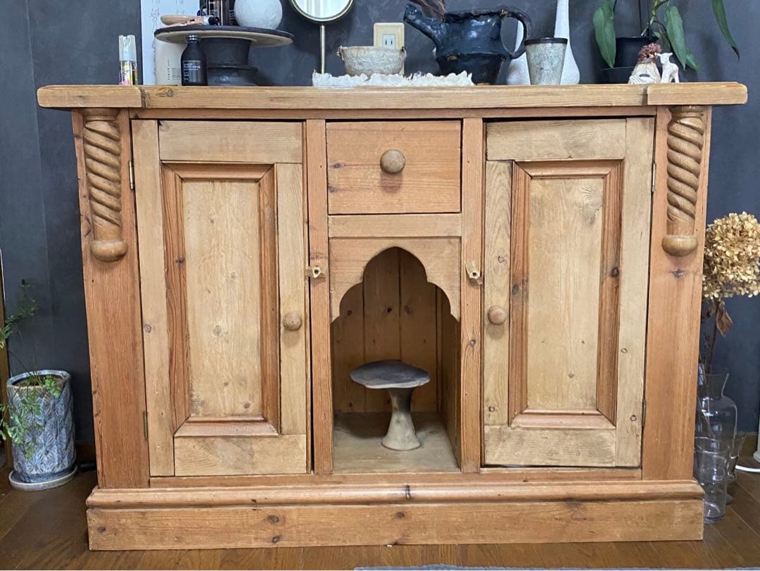 【村田】イギリスアンティーク　サイドボード　棚