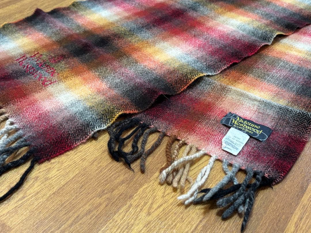 vivian westwood 赤チェック　マフラー