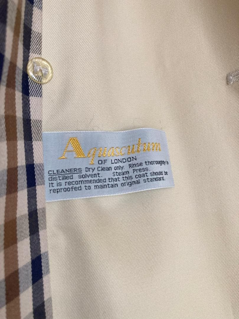 アクアスキュータム ロングトレンチコート チェック ライトベージュ L