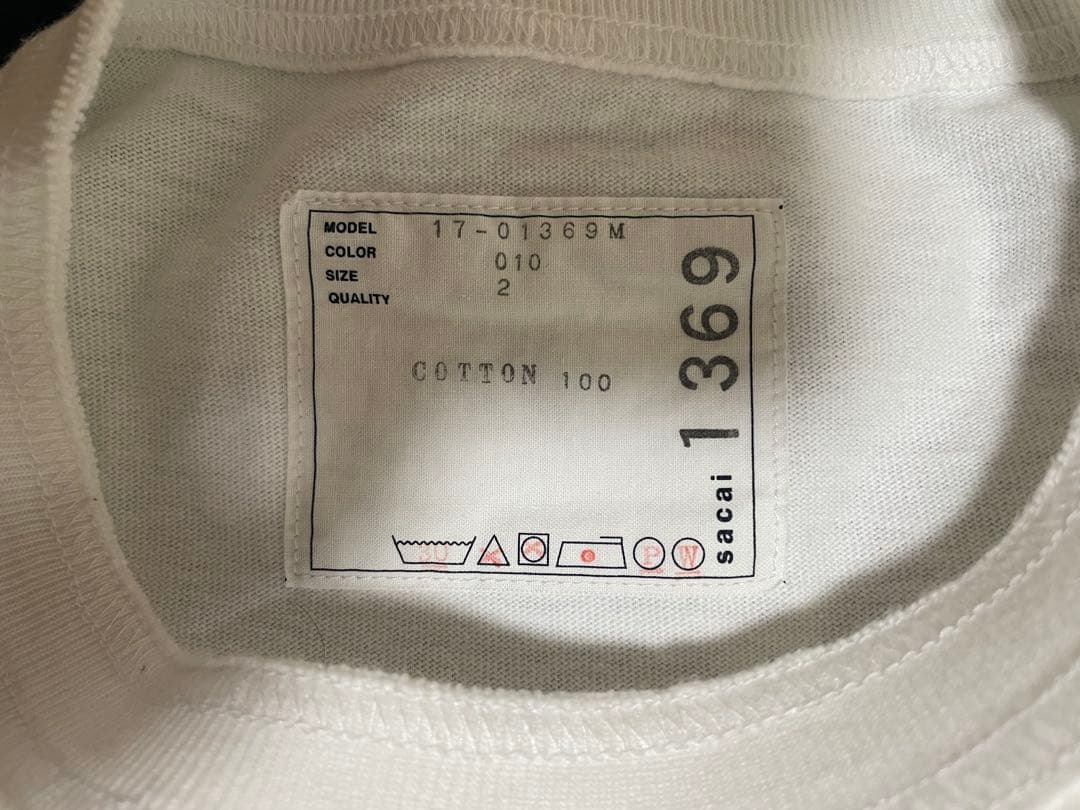 sacai ダニエルジョンストン tシャツ