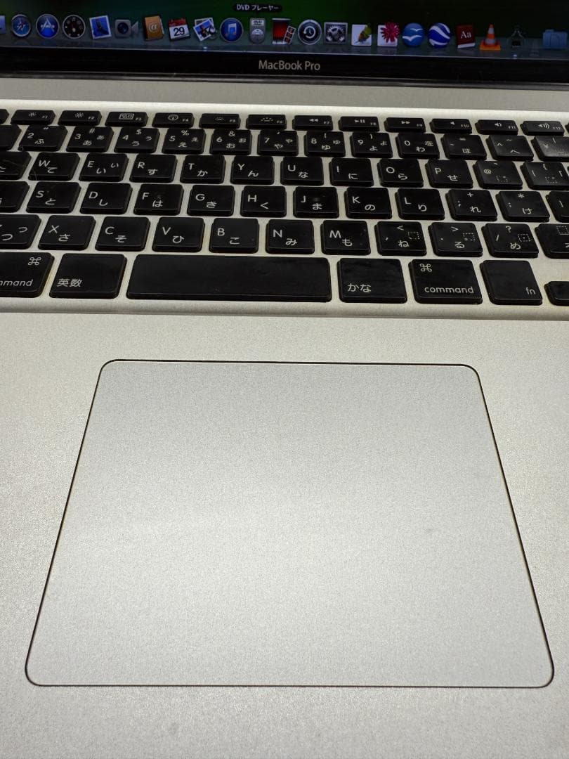 MacBook Pro 17インチ　DVDドライブ、ハードディスク無し　中古品