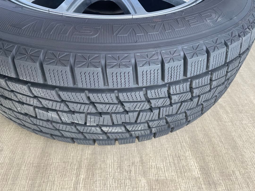 225/60R17スタッドレスタイヤホイール4本セット