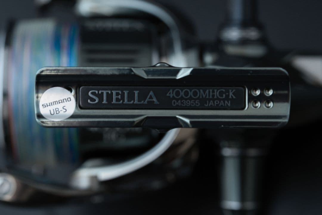 シマノ 22ステラ4000MHG ハンドルノブ、リールスタンド付き