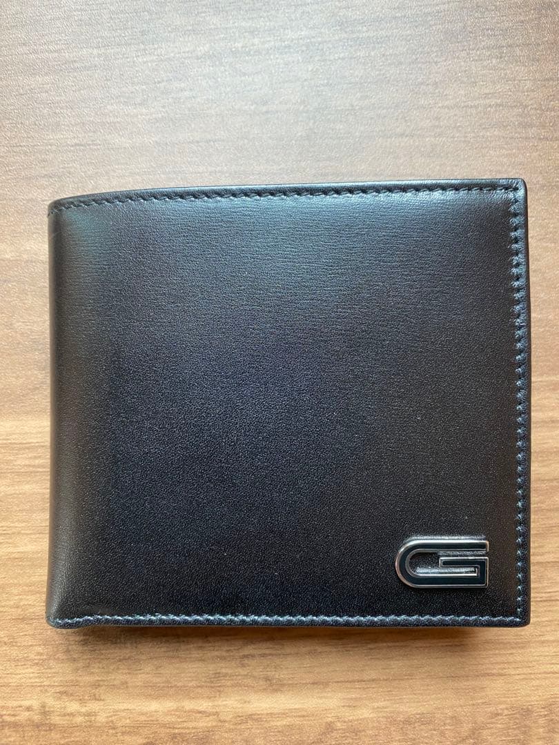 GUCCI グッチ 二つ折り財布 138063 2888 ブラック