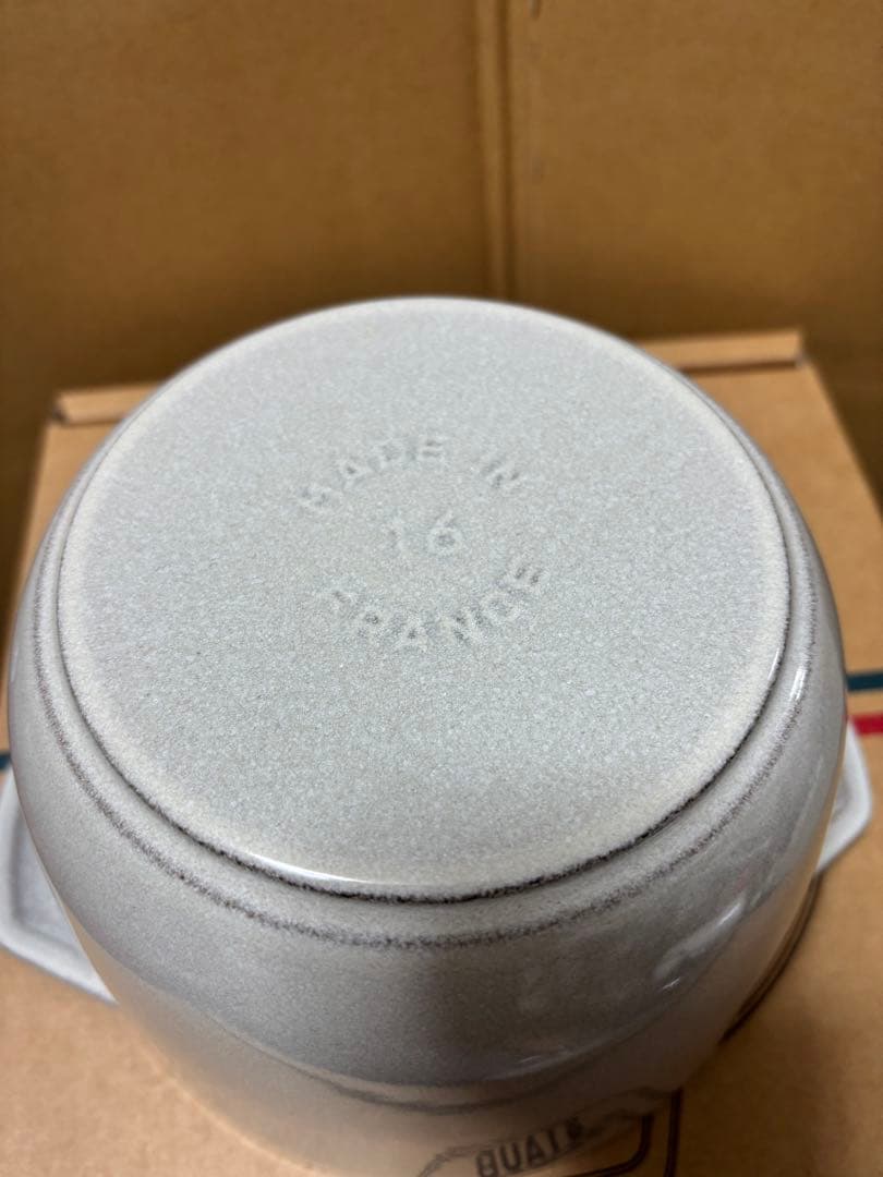 ストウブ　ラ・ココット de GOHAN M 16 cm カンパーニュ