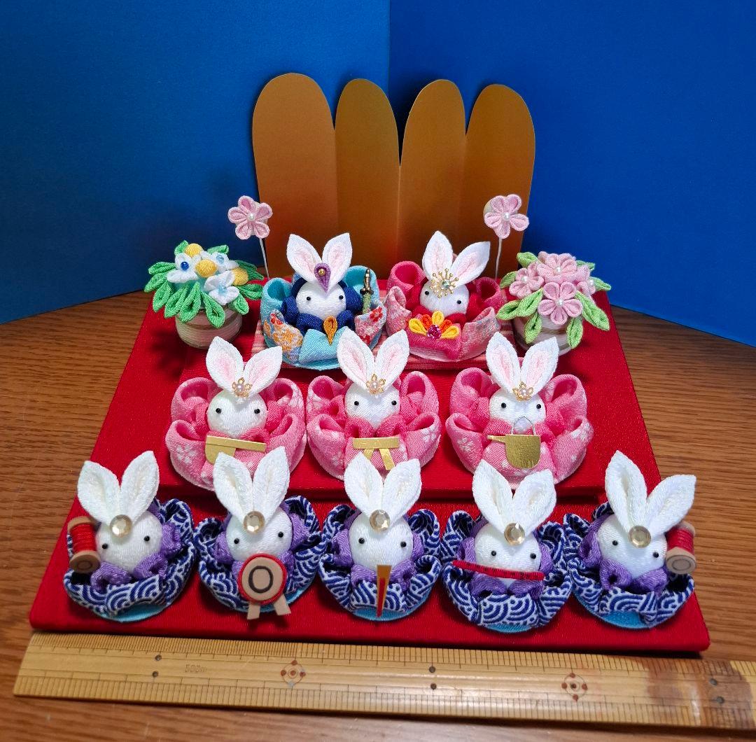 つまみ細工　雛人形三段飾り　(2)