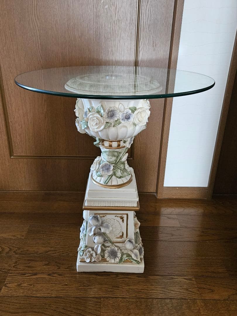 お花のガラステーブル　フラワースタンド