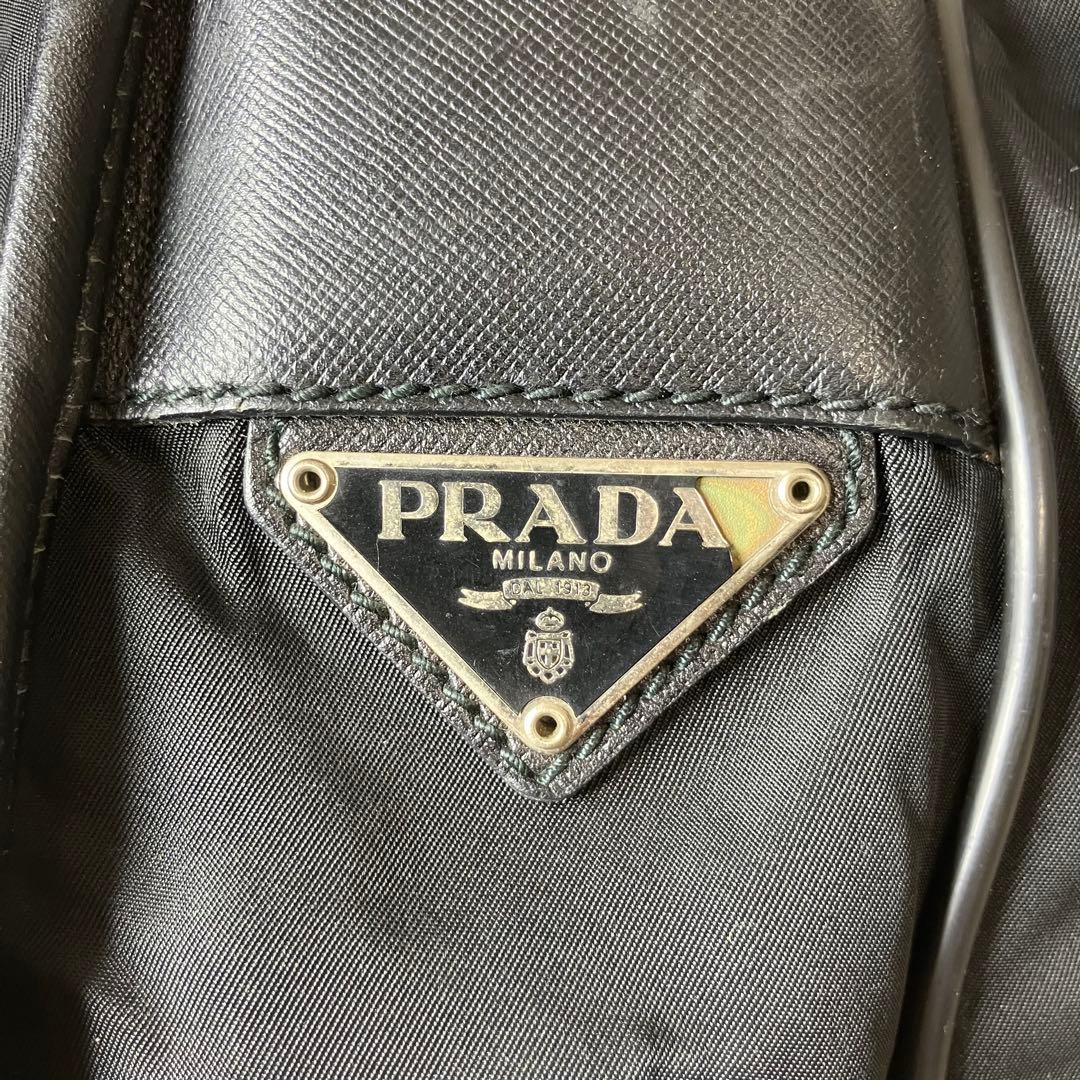 プラダ✨三角ロゴ 大容量 A4 2層式 メッセンジャーバッグ ショルダー 黒