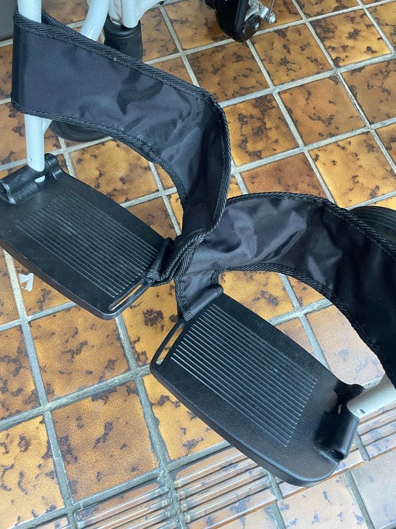 MiKi 自動ブレーキ付車椅子 とまっティ MBY-41BSW（自走・介助兼用）