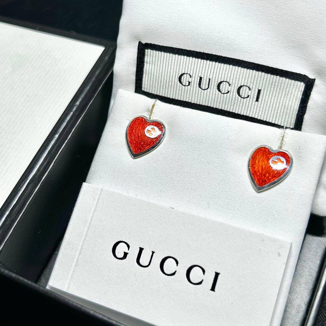 GUCCI グッチ　インターロッキング　エナメル　レッド　ハート　ピアス　両耳