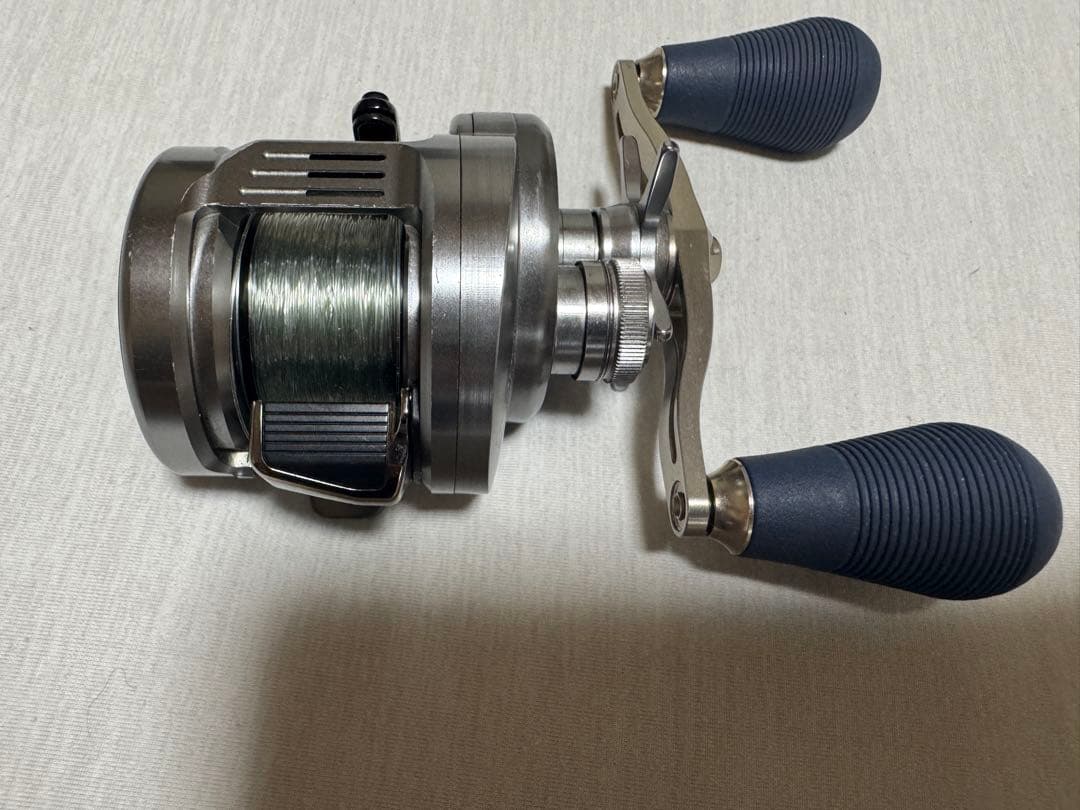 シマノ カルカッタ コンクエスト DC 200 バリアル100
