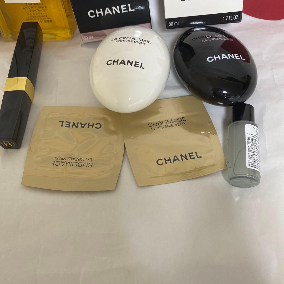CHANEL ビューティーセット