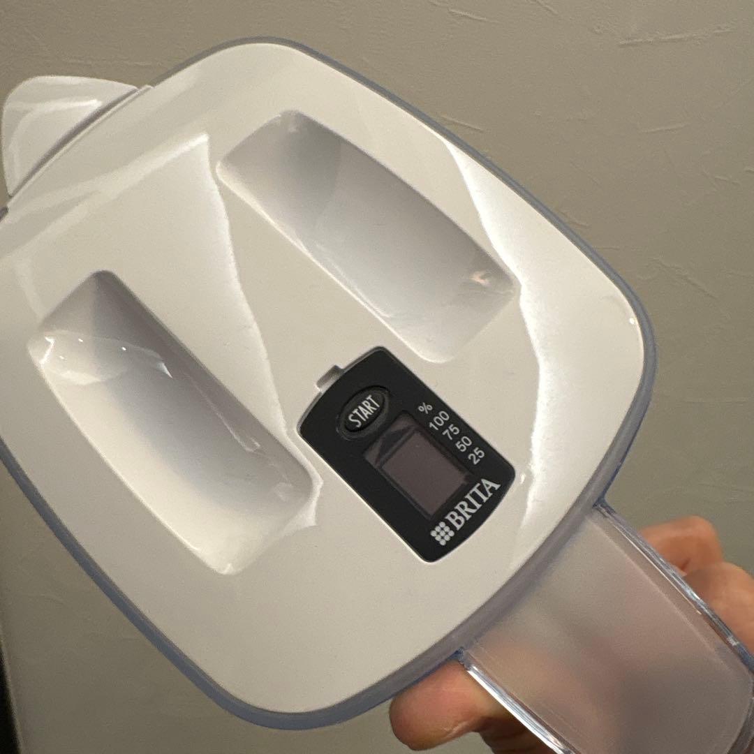BRITA マクストラプロ 水フィルター 　デジタル表示機能付きポット型浄水器