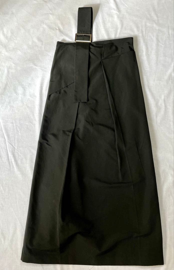 アンスリード　ワンショルダーオーバーワンピース　黒