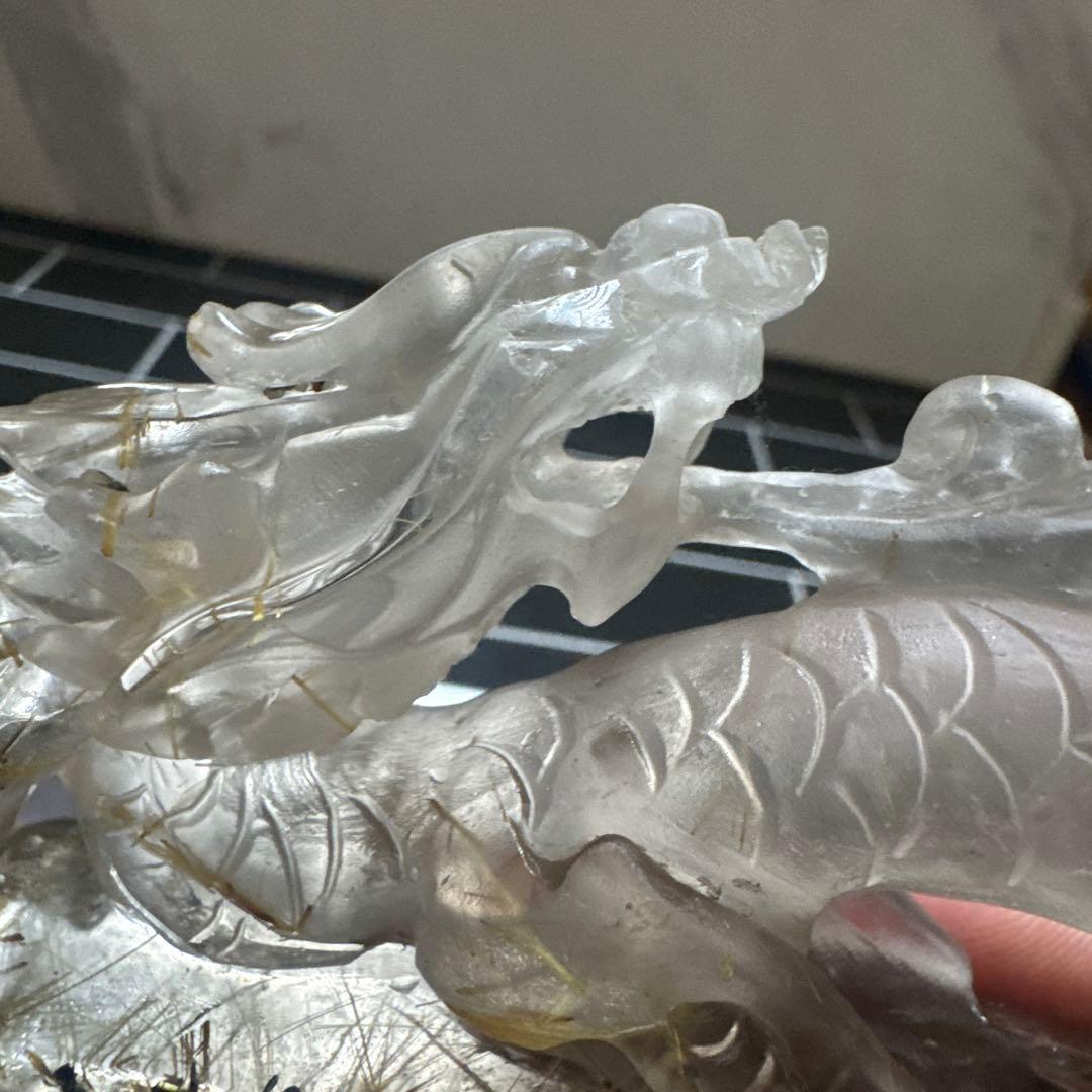 【高品質】ゴールドルチル 龍彫刻 原石置物 台座付