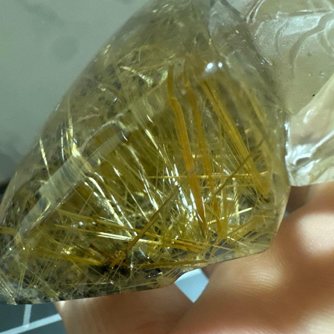 【高品質】ゴールドルチル 龍彫刻 原石置物 台座付