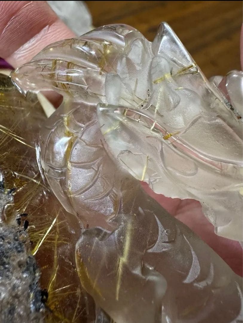 【高品質】ゴールドルチル 龍彫刻 原石置物 台座付