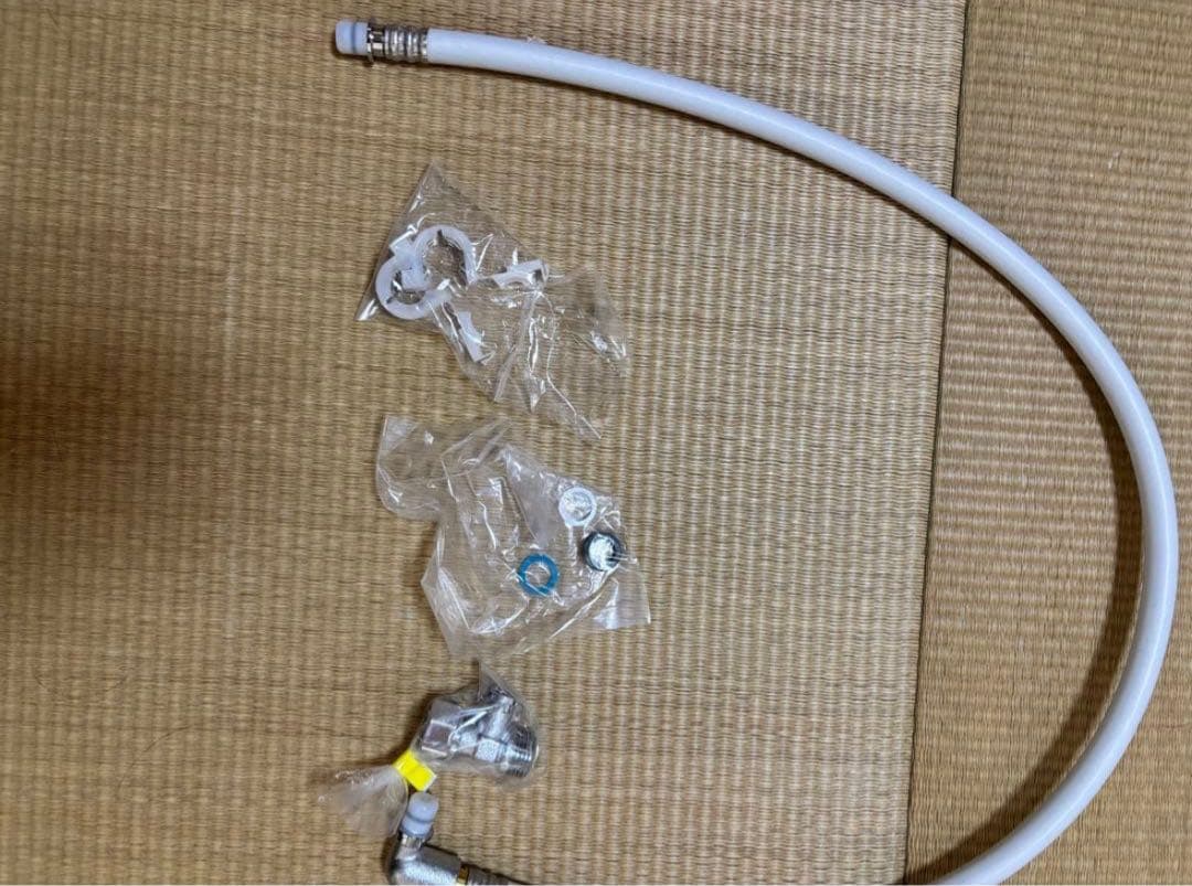 大幅値下げ！【未通水展示品　一部部品なしCW-KA32】LIXILシャワートイレ