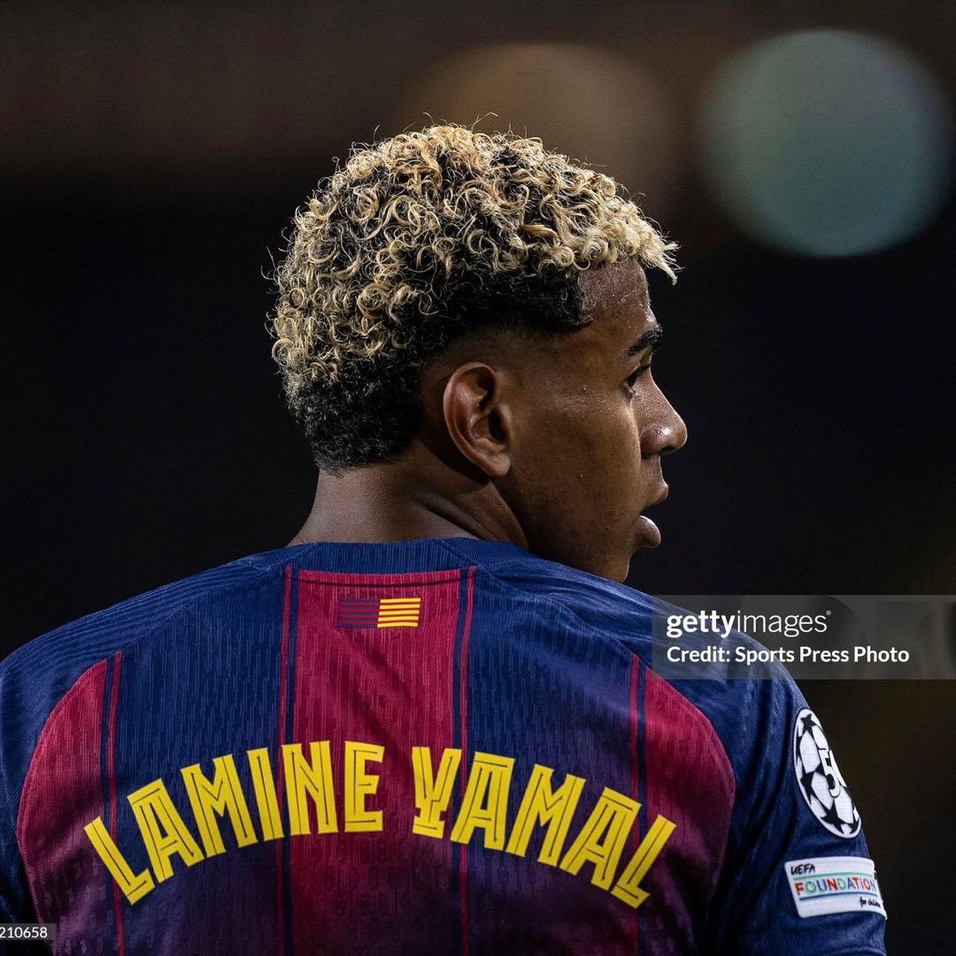 バルセロナ 25/26 オーセンティック ユニフォーム ホーム ラミン•ヤマル