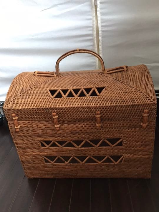 アタ製  バスケット