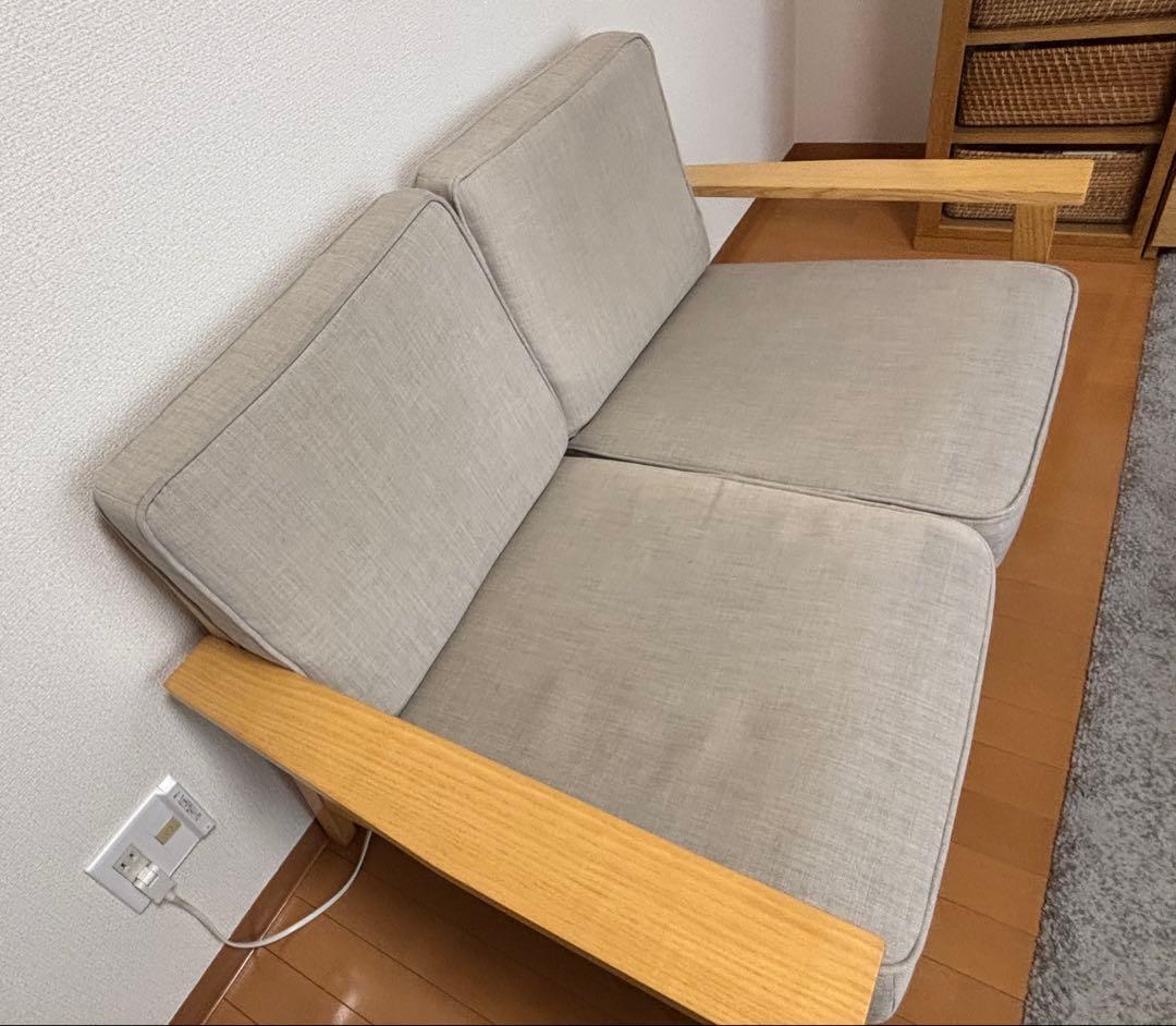 【9/27まで出品】2人掛けソファ 木製フレーム グレー